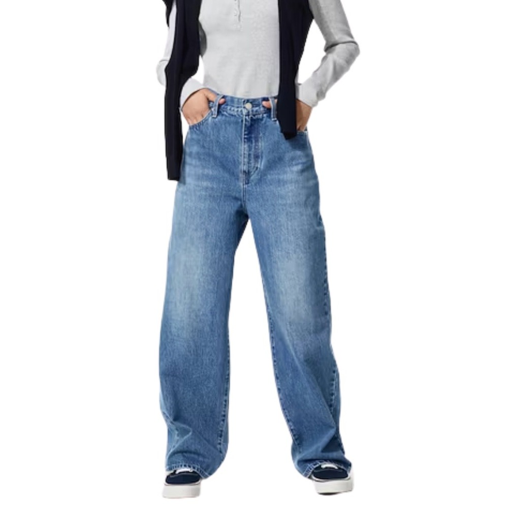 Uniqlo Jeans Women Size 24 Light Wash Wide Straight Denim Cotton Relaxed Fit